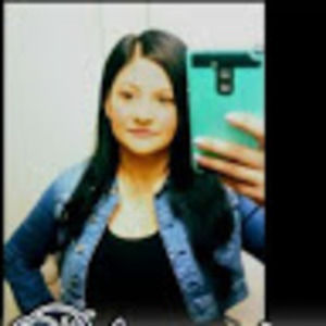 Meet your Posher, Claudia